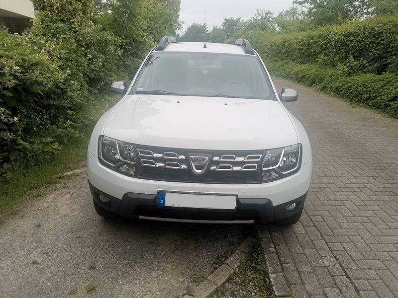 Gebraucht Dacia Duster Prestige 125 PS (91 kW) 2016 Weiß SUV