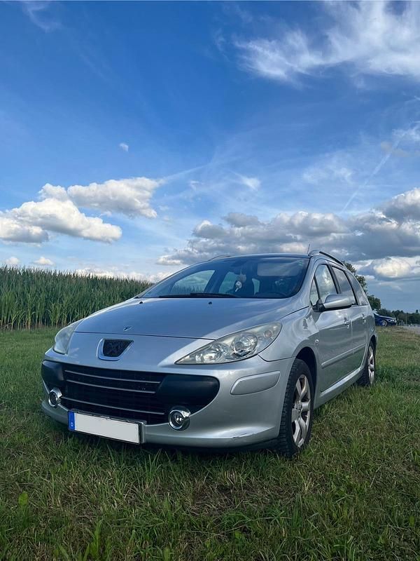 Silber Gebraucht 2006 Peugeot 307 Kombi | 1.800 € (Fairer Preis) - Bild 1/4