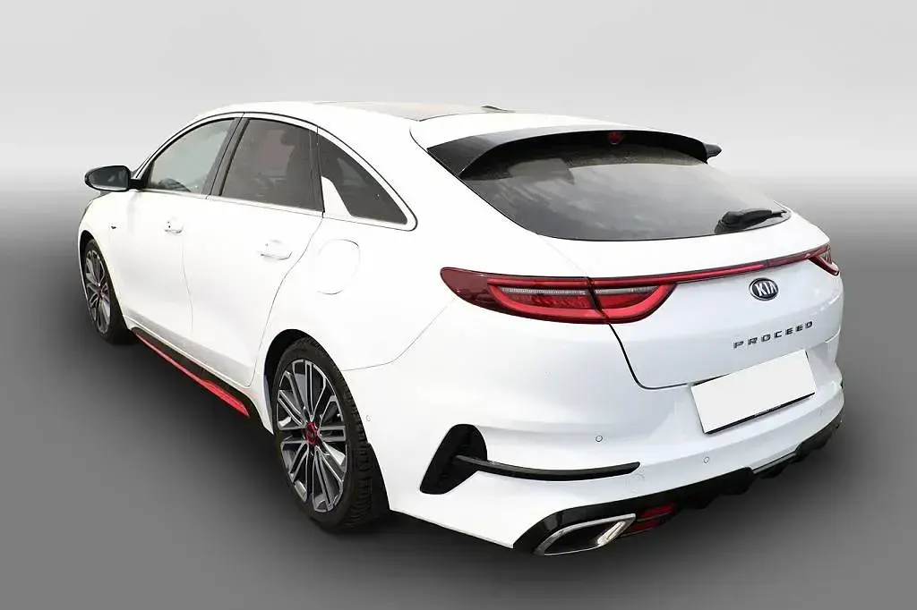 Używany Kia ProCeed GT 204 KM (150 kW) 2020 Biały Kombi