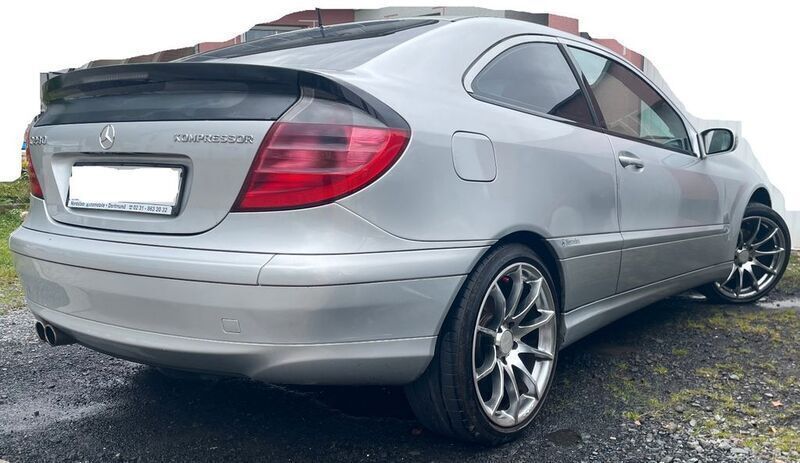 Gebraucht Mercedes C230 197 PS (144 kW) 2001 Silber Coupé