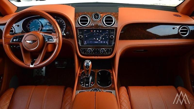 Gebraucht Bentley Bentayga 608 PS (447 kW) 2016 Grün SUV