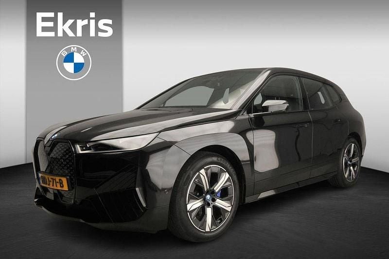Gebraucht BMW iX Sport Line 384 kW (523 PS) 2025 Schwarz SUV