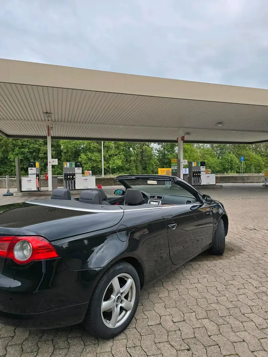 Occasion VW Eos 122 PK (89 kW) 2006 Zwart Cabriolet