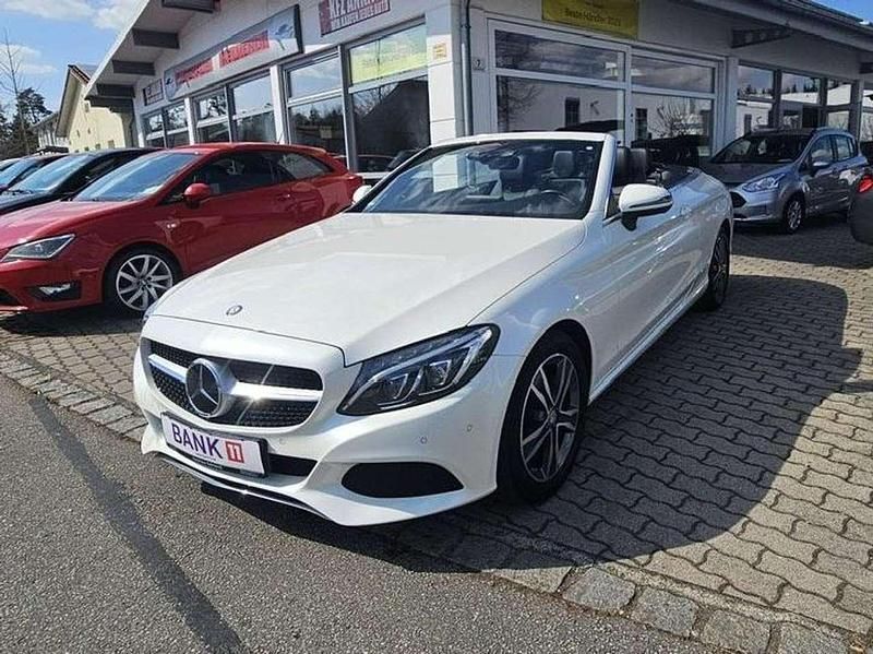Gebraucht Mercedes C200 Edition 184 PS (135 kW) 2018 Diamant Cabrio