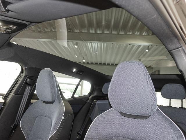 Gebraucht Volvo EX30 CC Performance 314 kW (428 PS) 2025 Onyx black (metallic) SUV