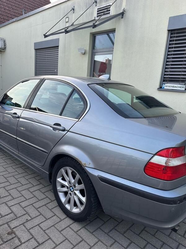 Silber Gebraucht 2004 BMW 316 Limousine | 2.500 € (Guter Preis) - Bild 1/4