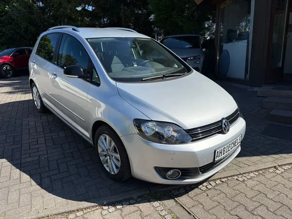 Gebraucht VW Golf VI Style 122 PS (89 kW) 2011 Silber Kleinwagen