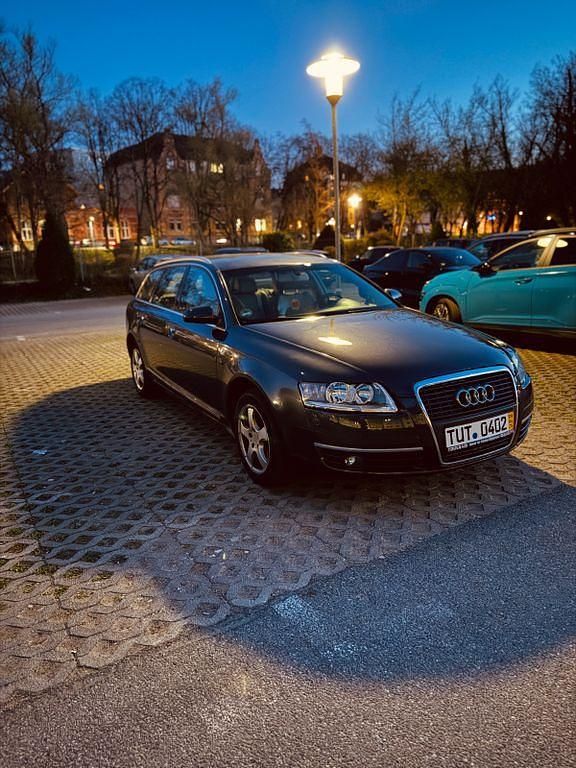 Grau Gebraucht 2006 Audi A6 Sport Kombi | 1.900 € (Superpreis) - Bild 1/4