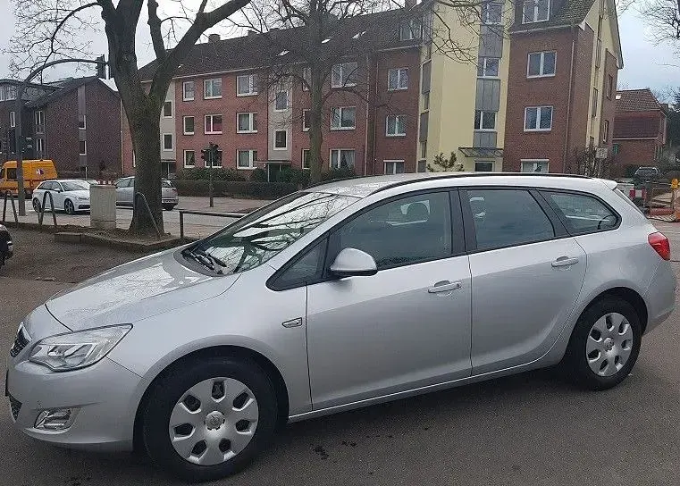 Brugt Opel Astra 131 HK (96 kW) 2012 Sølv Stationcar