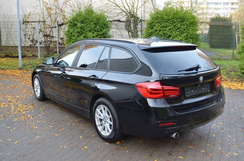 Gebraucht BMW 316 116 PS (85 kW) 2016 Schwarz Limousine