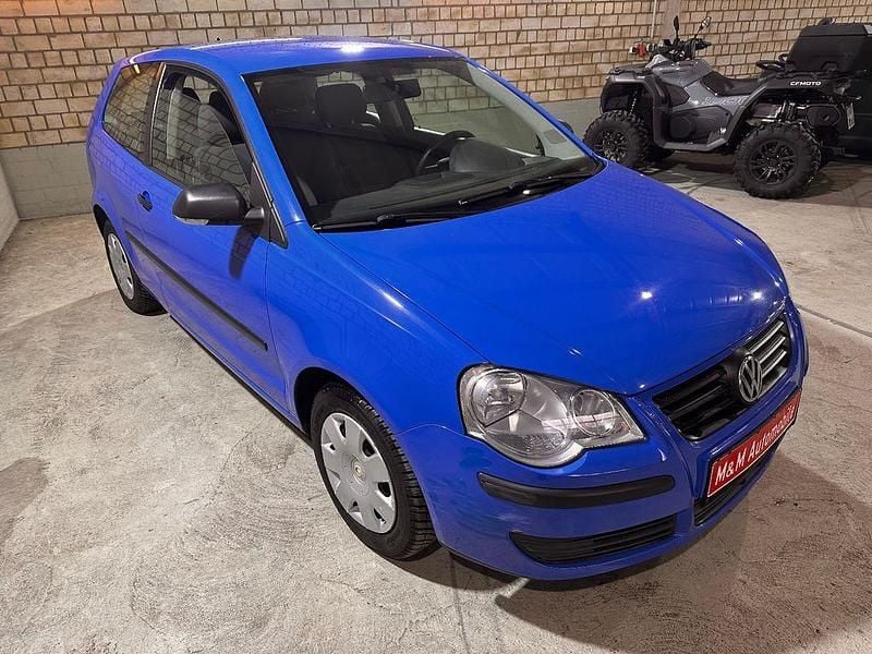 Używany VW Polo Trendline 54 KM (39 kW) 2005 Niebieski Hatchback