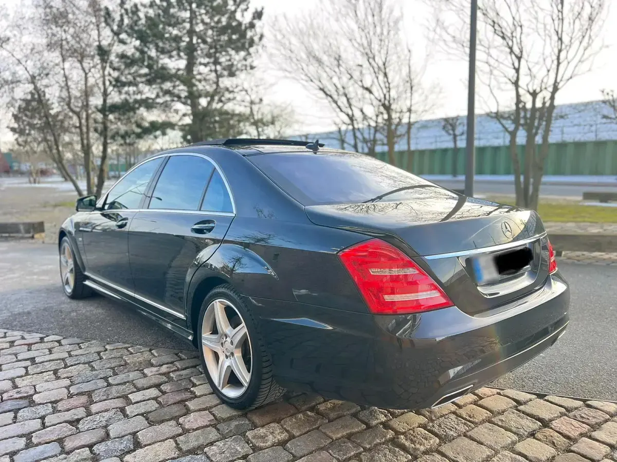 Gebraucht Mercedes S350 AMG line 258 PS (189 kW) 2011 Schwarz Limousine