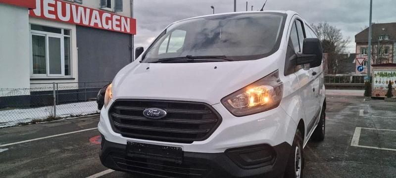 Gebraucht Ford Transit Custom 204 PS (150 kW) 2018 Weiß Van / Kleinbus