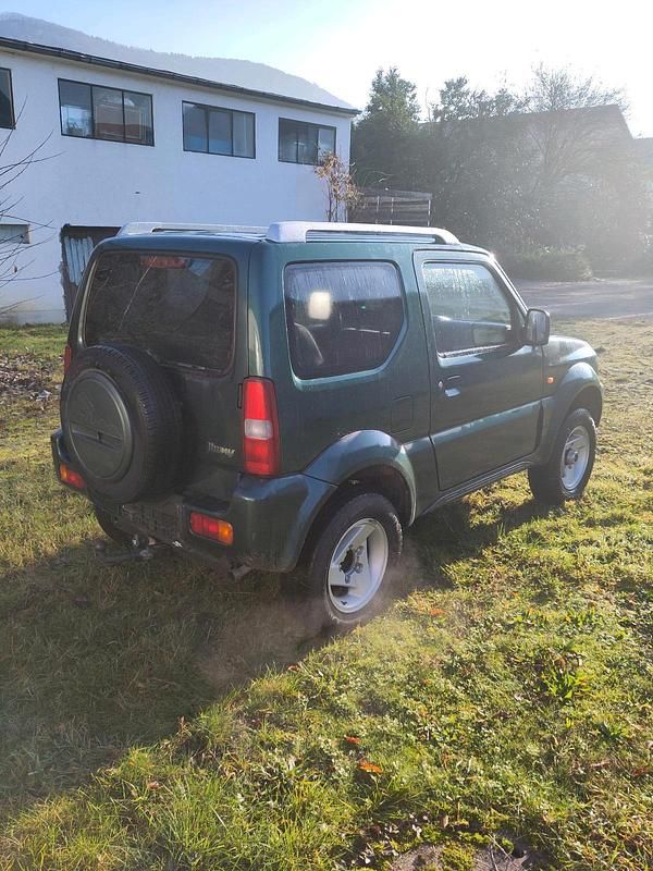 Gebraucht Suzuki Jimny 82 PS (60 kW) 2001 Grün SUV