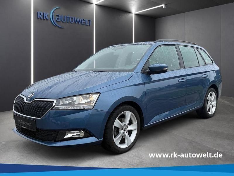 Blau Gebraucht 2021 Skoda Fabia Active Kleinwagen | 13.590 € (Etwas zu teuer) - Bild 1/4