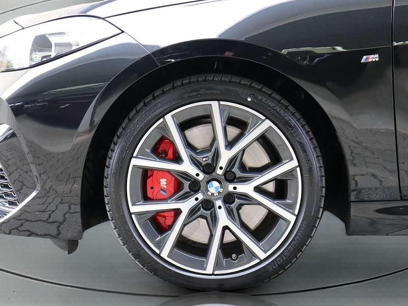 Gebraucht BMW 220 M Sport 178 PS (130 kW) 2023 Black sapphire Coupé