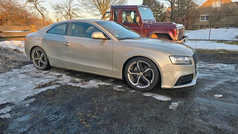 Gebraucht Audi A5 S-Line 300 PS (220 kW) 2009 Silber Coupé