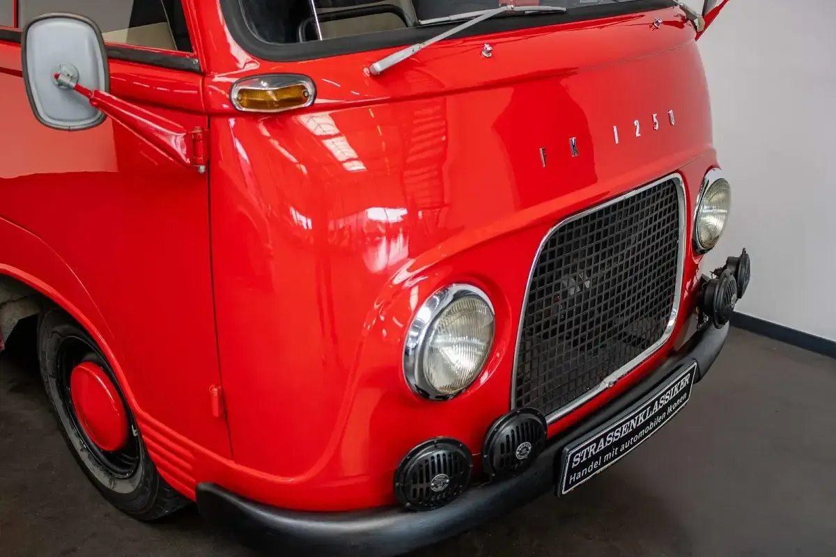 Gebraucht Ford Transit 16 kW (23 PS) 1960 Rot Van / Kleinbus