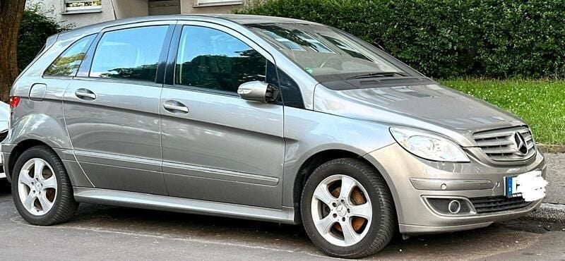 Grau Gebraucht 2005 Mercedes B200 Van / Kleinbus | 2.000 € (Superpreis) - Bild 1/3