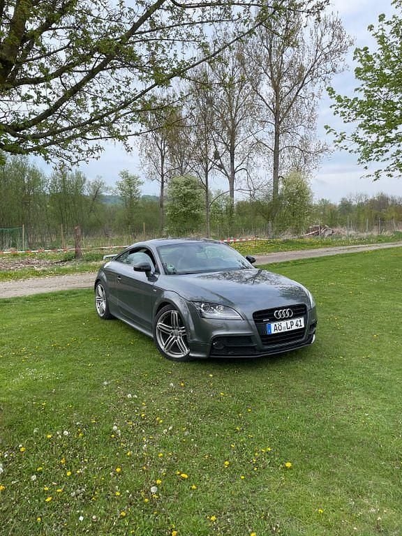 Grau Gebraucht 2014 Audi TT Sport Coupé | 15.900 € (Fairer Preis) - Bild 1/4