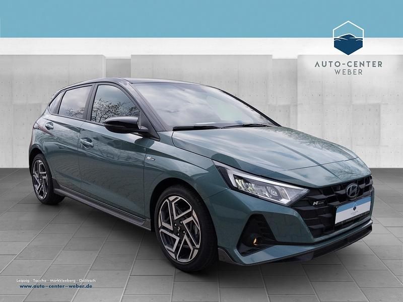 Schwarz Gebraucht 2025 Hyundai i20 N Line Limousine | 21.989 € (Etwas zu teuer) - Bild 1/4