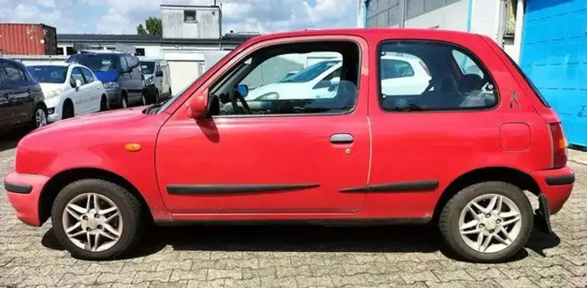 Gebraucht Nissan Micra 54 PS (39 kW) 1998 Rot Kleinwagen