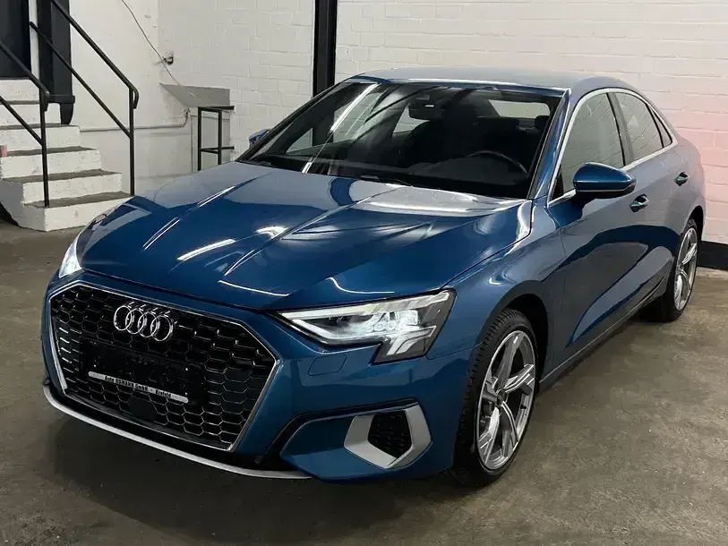 Gebraucht Audi A3 Advanced Plus 110 PS (80 kW) 2022 Blau Limousine