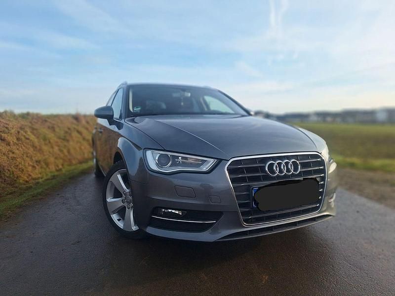 Gebraucht Audi A3 Ambition 150 PS (110 kW) 2015 Grau Limousine
