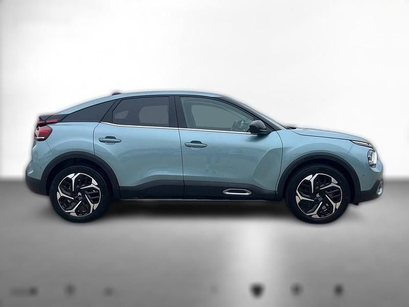 Gebraucht Citroën C4 Shine 131 PS (96 kW) 2023 Blau metallic SUV