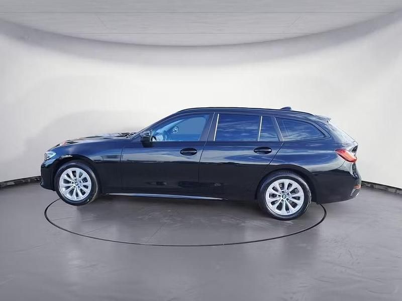 Gebraucht BMW 320 Advantage 190 PS (139 kW) 2021 Schwarz Kombi