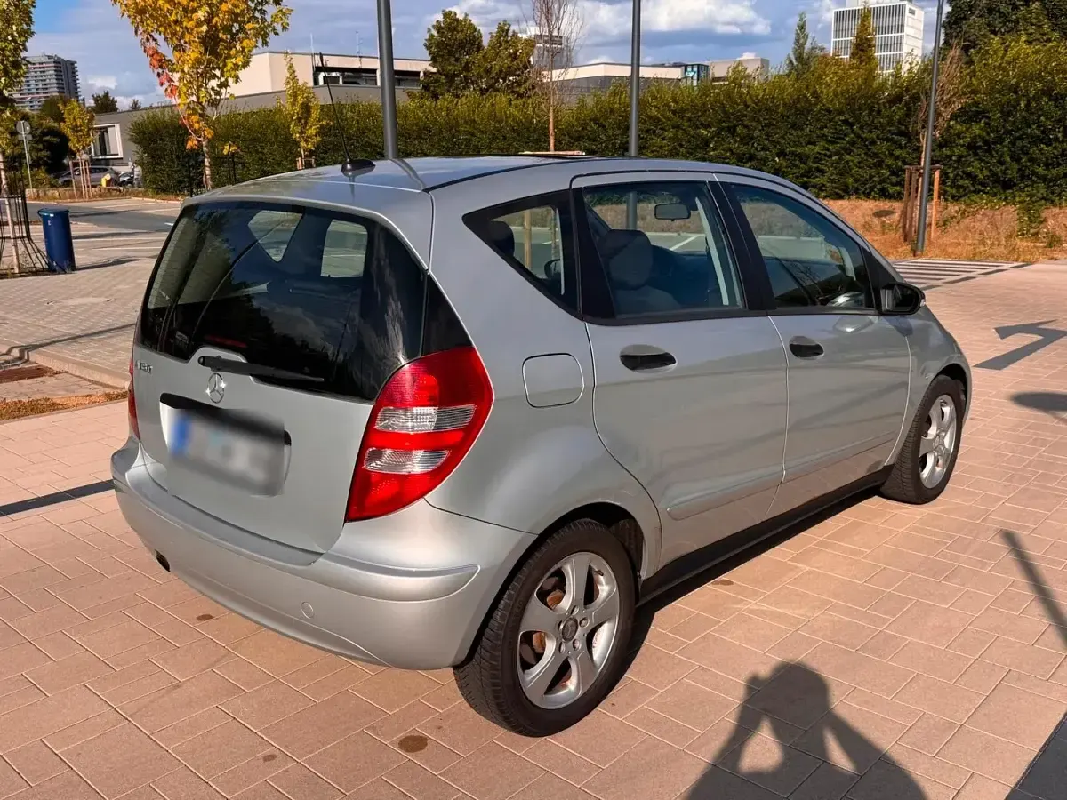 Gebraucht Mercedes A150 95 PS (69 kW) 2005 Silber Kleinwagen
