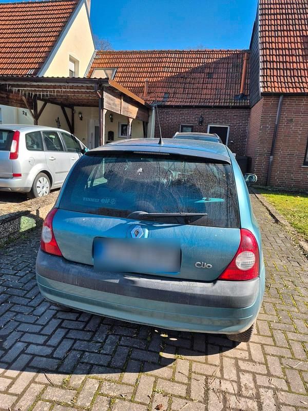 Gebraucht Renault Clio II 75 PS (55 kW) 2002 Blau Kleinwagen