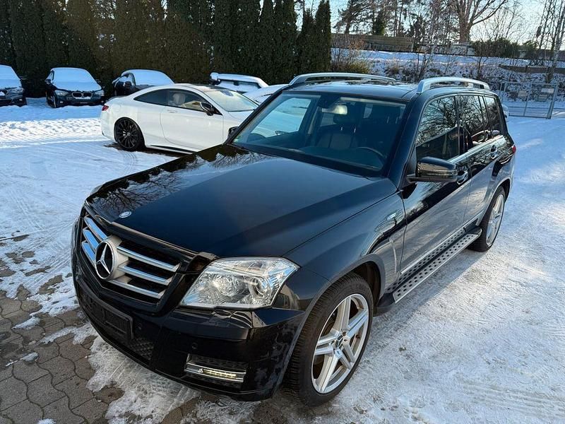 Gebraucht Mercedes GLK250 204 PS (150 kW) 2012 Schwarz SUV