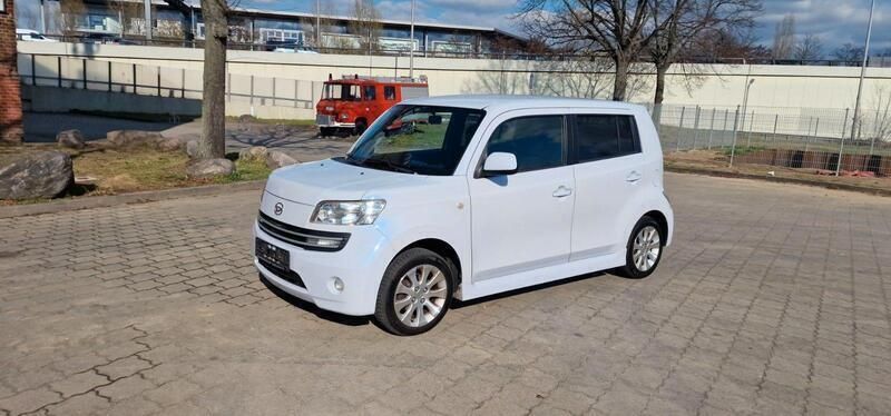 Weiß Gebraucht 2007 Daihatsu Materia Van / Kleinbus | 1.790 € (Fairer Preis) - Bild 1/4