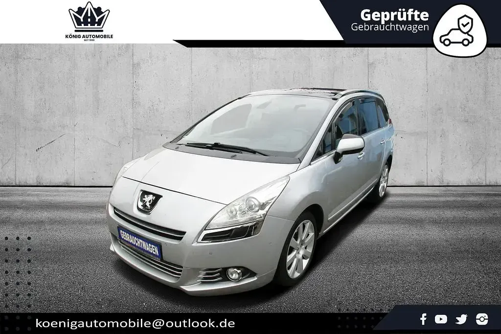 Gebraucht Peugeot 5008 Allure 156 PS (114 kW) 2012 Aluminium grau Van / Kleinbus