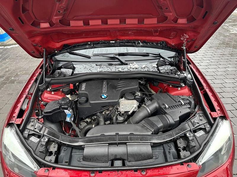 Gebraucht BMW X1 184 PS (135 kW) 2011 Rot SUV