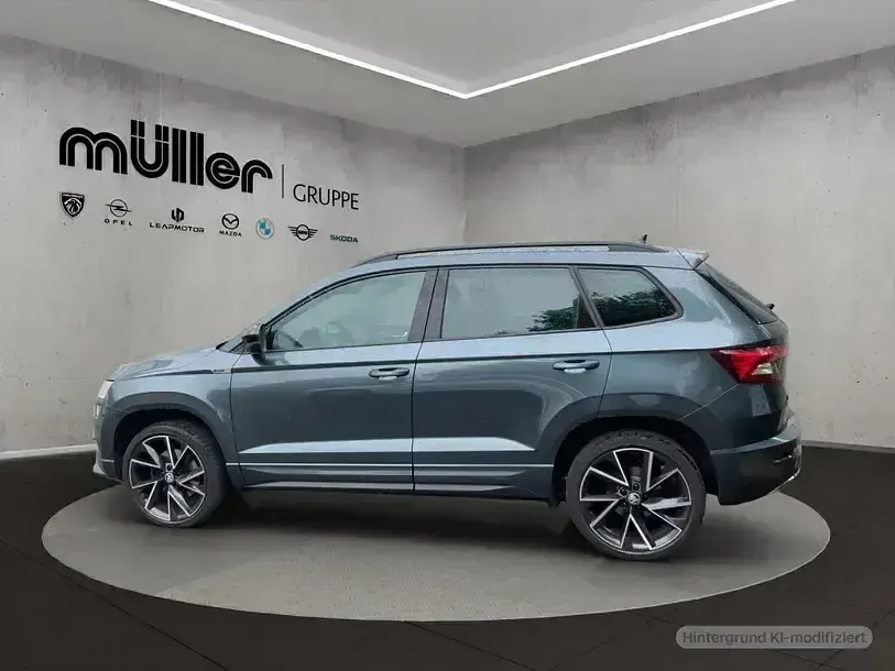 Gebraucht Skoda Karoq SportLine 150 PS (110 kW) 2022 Grau SUV