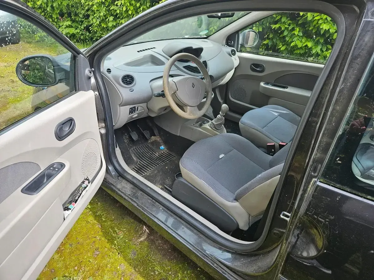 Gebraucht Renault Twingo 75 PS (55 kW) 2007 Schwarz Kleinwagen