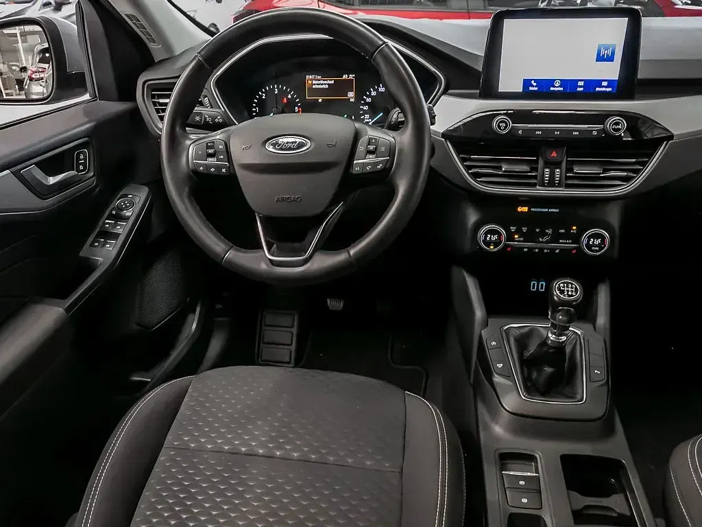 Gebraucht Ford Kuga Cool & Connect 120 PS (88 kW) 2022 Silber SUV