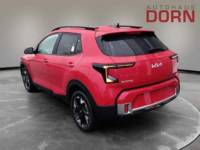 Neu Kia Stonic Vision 101 PS (74 kW) 2026 Rot SUV