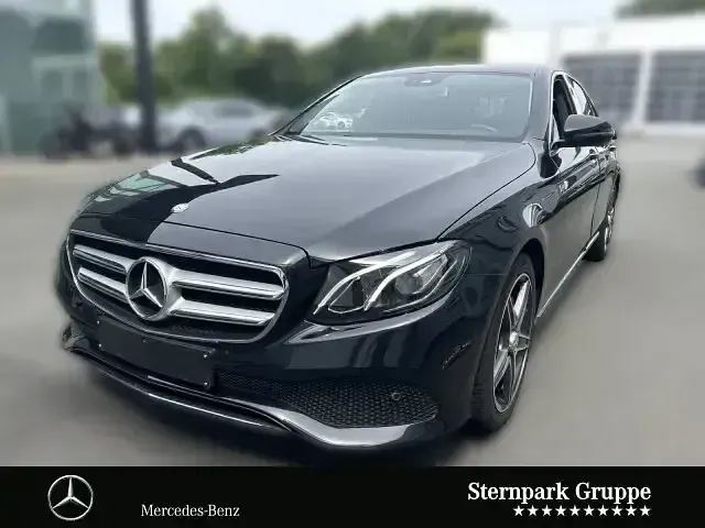Gebraucht Mercedes E200 Avantgarde 184 PS (135 kW) 2017 Schwarz Limousine
