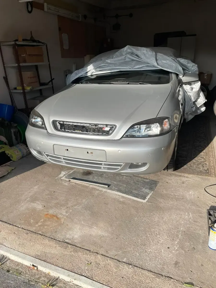 Gebraucht Opel Astra 147 PS (108 kW) 2004 Silber Cabrio