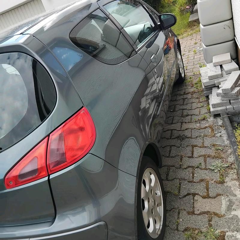 Gebraucht Mitsubishi Colt 95 PS (69 kW) 2005 Silber Kleinwagen