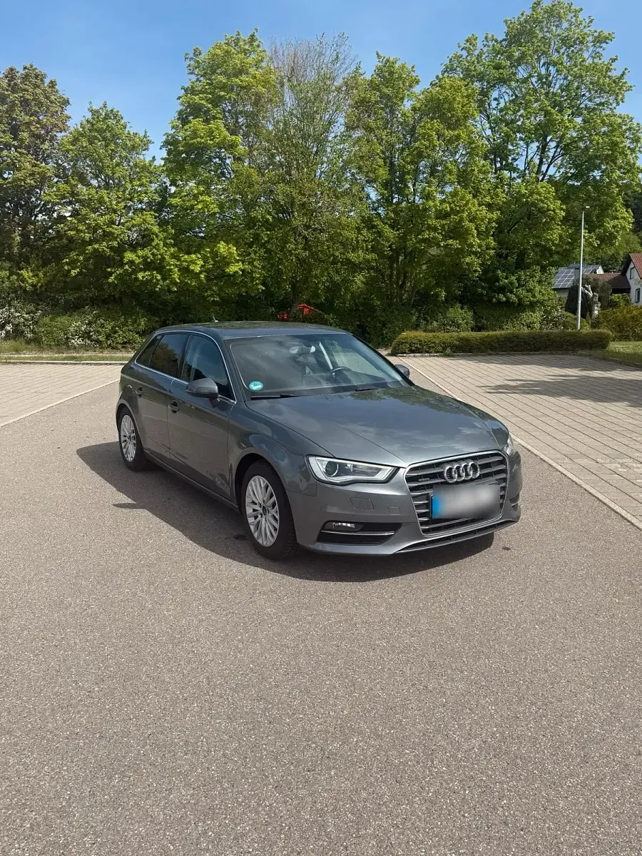 Gebraucht Audi A3 150 PS (110 kW) 2014 Grau Kombi