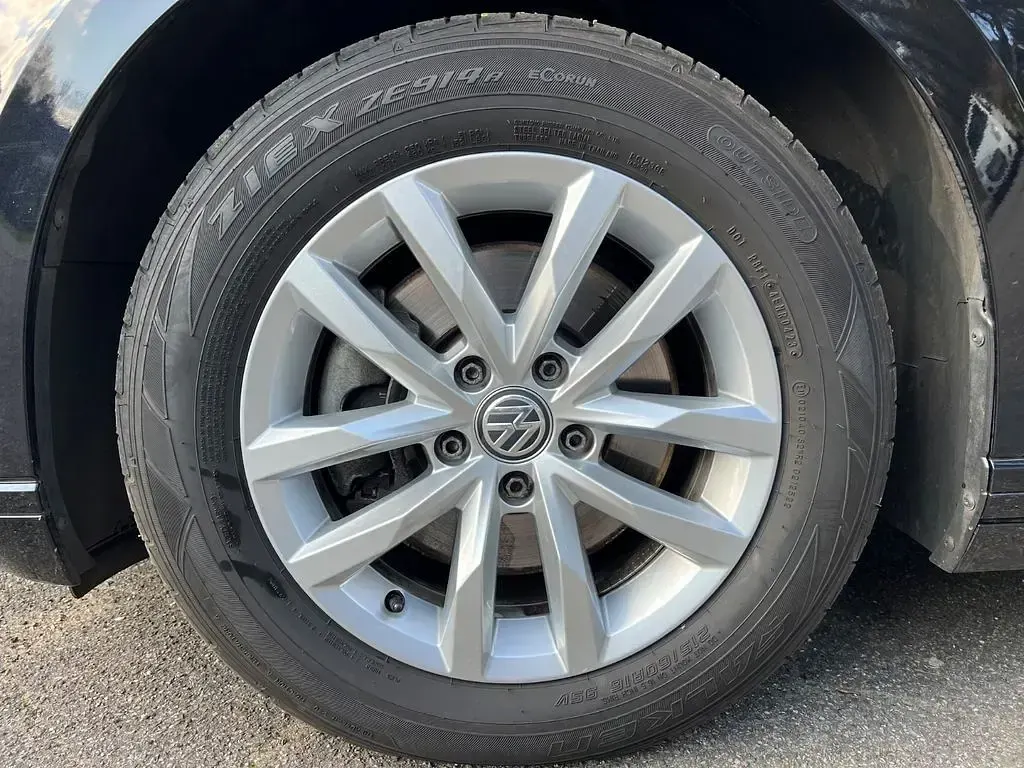 Gebraucht VW Passat 150 PS (110 kW) 2018 Schwarz Kombi