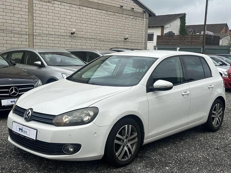 Candyweiß Gebraucht 2009 VW Golf VI Limousine | 7.600 € (Teuer) - Bild 1/4