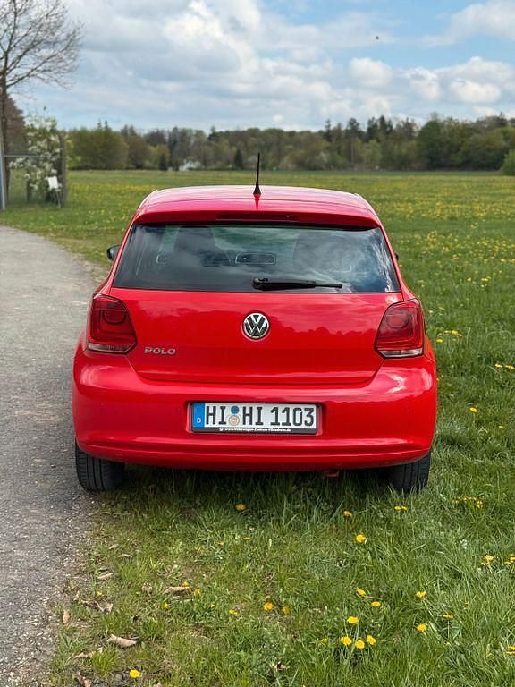 Gebraucht VW Polo 69 PS (50 kW) 2011 Rot Kleinwagen