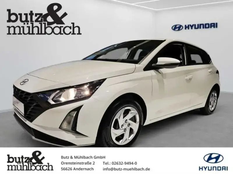 Atlas white Neu 2024 Hyundai i20 Select Limousine | 18.290 € (Fairer Preis) - Bild 1/1