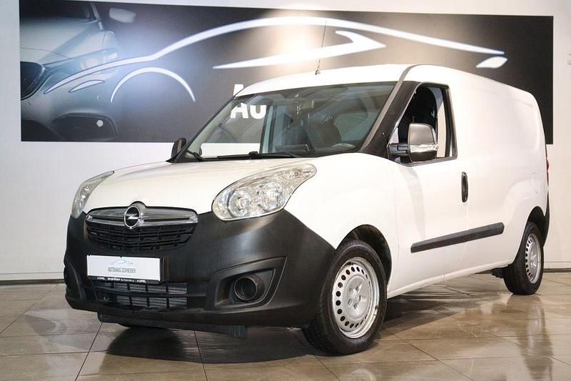 Weiß Gebraucht 2012 Opel Combo Van / Kleinbus | 7.400 € (Teuer) - Bild 1/4