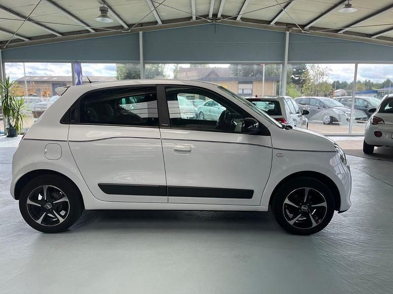 Gebraucht Renault Twingo LIMITED 69 PS (50 kW) 2018 Weiß Kleinwagen